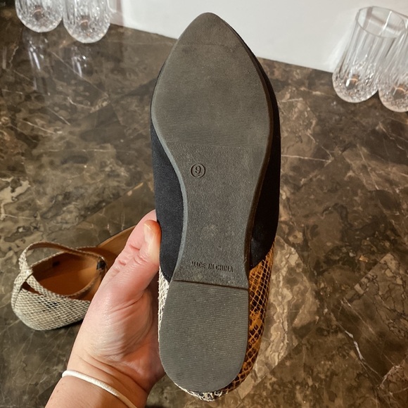 GAP black velvet & snakeskin flats w/ ankle strap- worn 1x size 9 - Picture 11 of 13